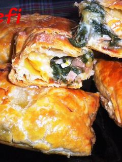 Una foto de Empanadas de acelgas, atún y quesos