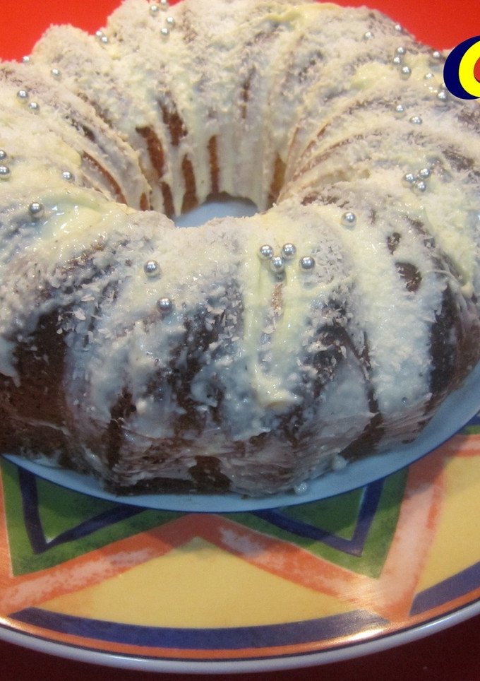 Una foto de Bundt cake bombón de coco