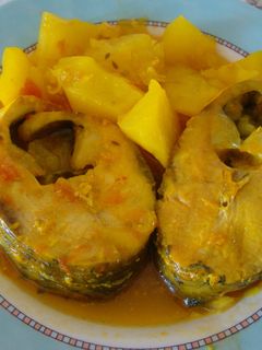 Una foto de Guiso de patatas con pescado