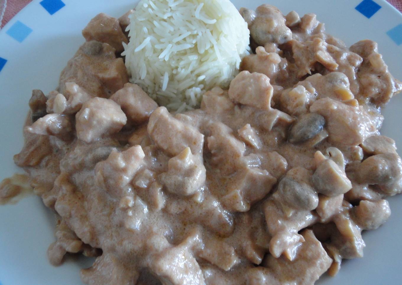 Pechugas de pollo al Oporto<br />