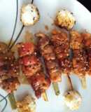 Brochetas de pollo tailandesas