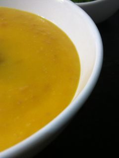 Una foto de Puré de pollo y verduras casero y rápido