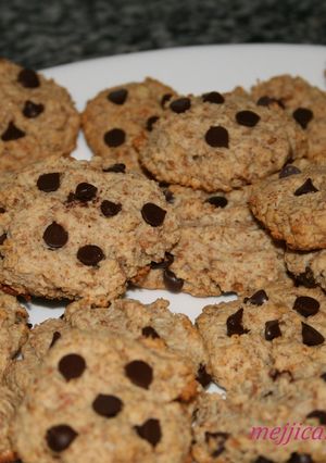 Una foto de Cookies de avena, chocolate y coco
