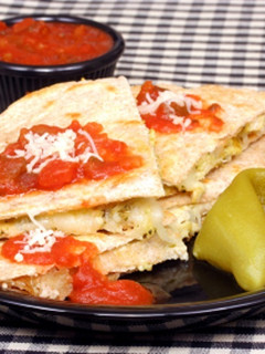 Una foto de Quesadillas de pollo