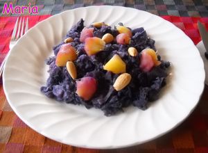 Foto principal de Lombarda rehogada con manzana y almendras