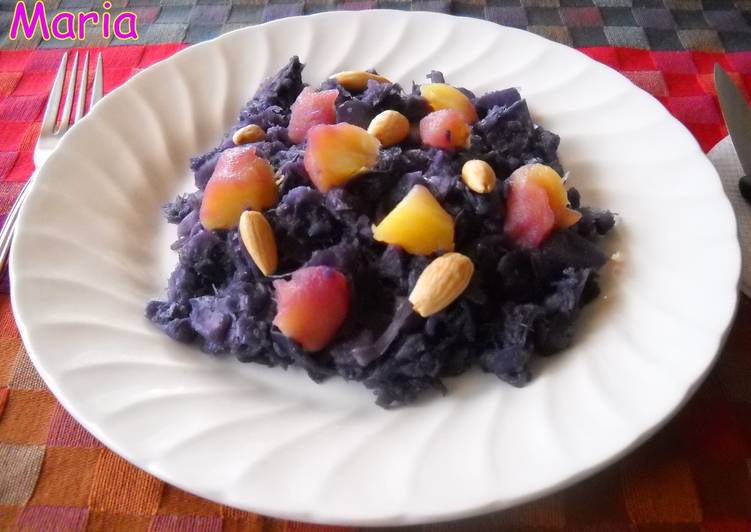 Lombarda rehogada con manzana y almendras Receta de pensamiento- Cookpad