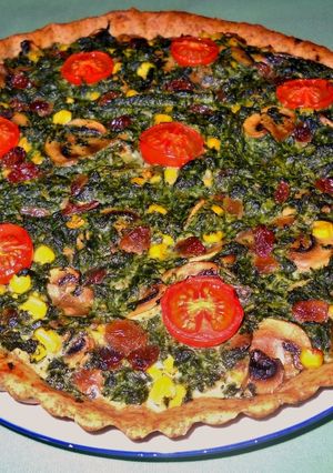 Una foto de Quiche de espinacas, champiñones y maíz