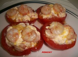 Una foto de Tomates Raf rellenos de gambas