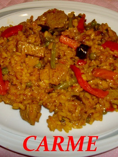 Una foto de Arroz de solomillo y salteado de verduras