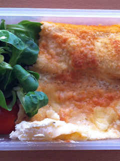 Una foto de Canelones de jamón y queso superfácil