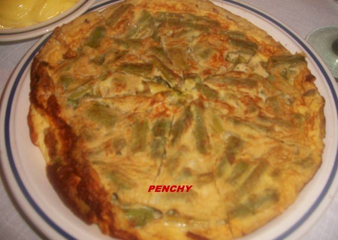 Foto principal de Tortilla de judias verdes con jamón iberico
