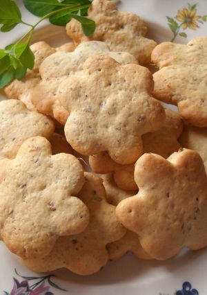 Una foto de Galletas flor con semillas de anís