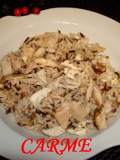 Una foto de Ensalada tibia de arroz con pollo asado