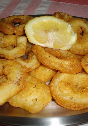 Una foto de Calamares a la romana super esponjosos