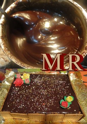 Una foto de Ganache para cubrir tartas 