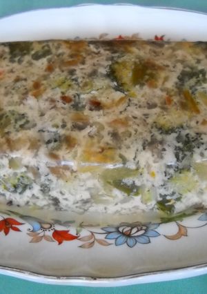 Una foto de Pastel de brócoli con manzana y patata