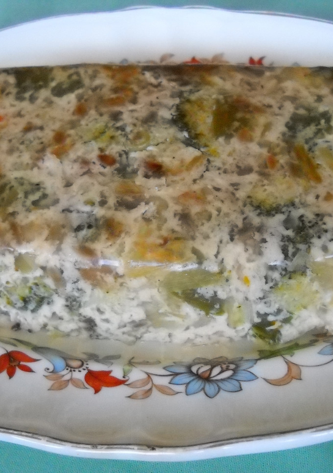 Una foto de Pastel de brócoli con manzana y patata