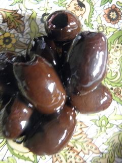 Una foto de Aceitunas negras en salmuera