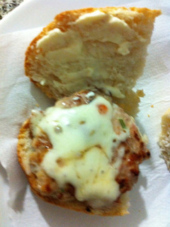 Foto principal de Hamburguesas con queso en pan de pueblo
