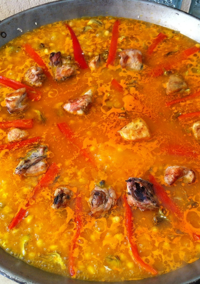 Una foto de Arroz de pollo y verduras
