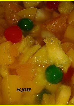 Una foto de Frutas en macedonia