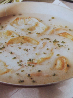 Una foto de Sopa de patatas al yogur