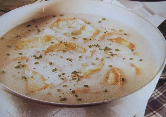 Foto principal de Sopa de patatas al yogur