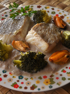 Una foto de Bacalao fresco con crema de setas