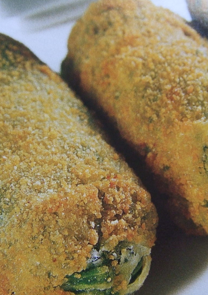 Una foto de Croquetas gallegas de grelos y huevo duro