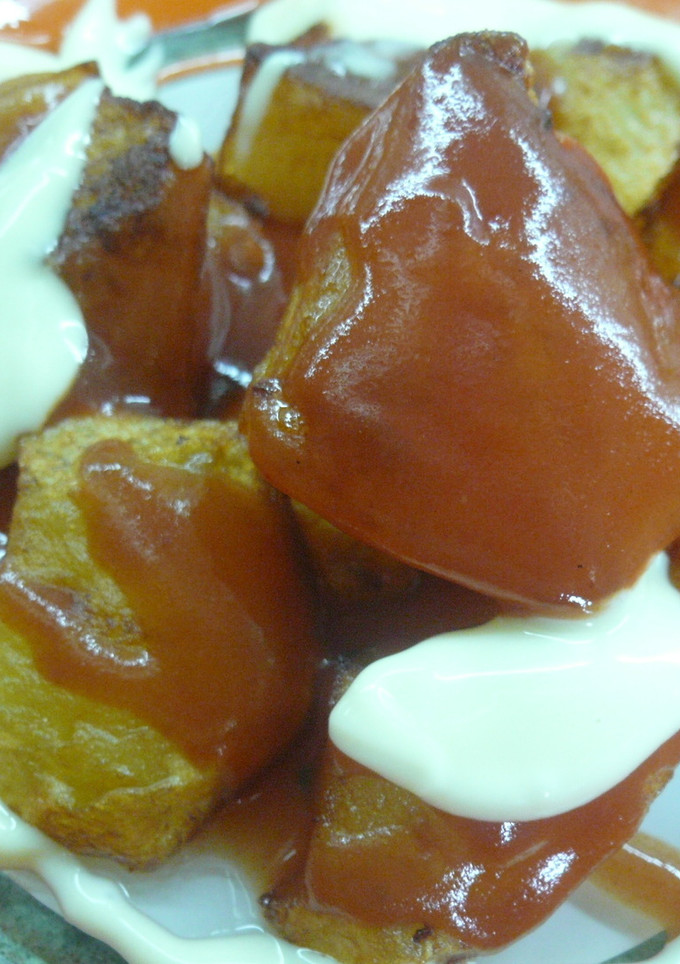 Una foto de Patatas bravas riojanas