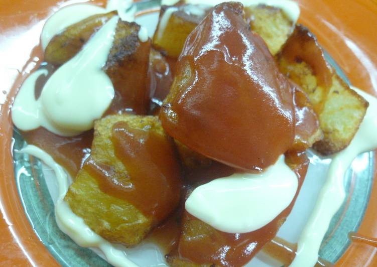 Patatas bravas riojanas