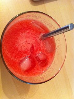 Una foto de Smoothie de sandía y manzana