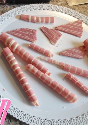 Una foto de Cigarrillos de chocolate para adornar tartas