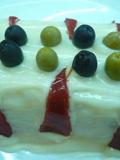 Una foto de Pastel de bonito y arroz