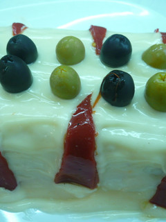 Una foto de Pastel de bonito y arroz