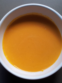 Una foto de Crema de calabaza con nata en Olla Express