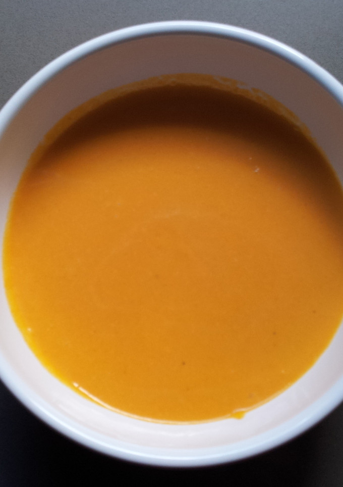 Una foto de Crema de calabaza con nata en Olla Express