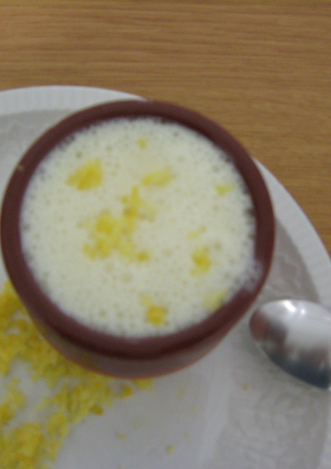 Una foto de Mousse de limón fácil