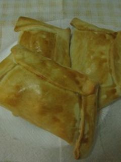 Una foto de Empanada pino de carne horneada chilena