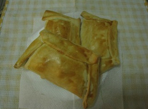 Una foto de Empanada pino de carne horneada chilena