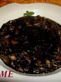 Chipirones en salsa con tinta