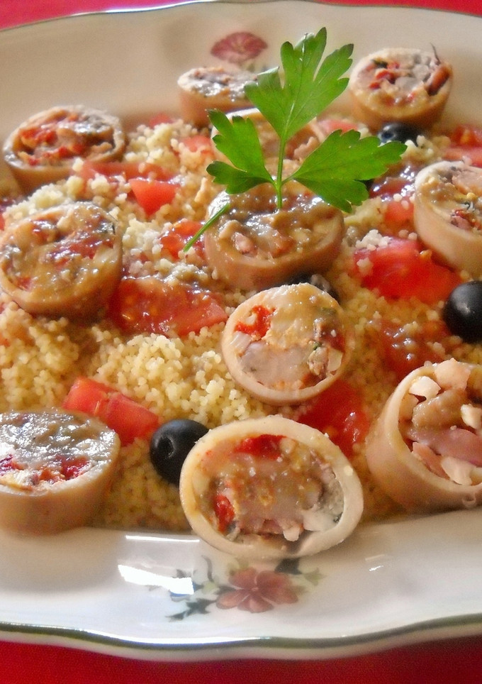 Una foto de Cuscus de calamares rellenos