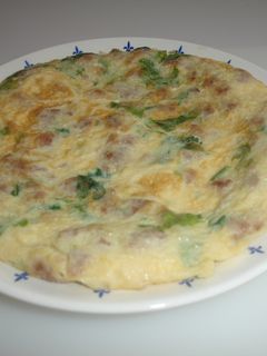Una foto de Tortilla de longaniza blanca