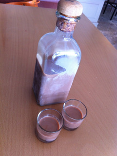 Una foto de Ponche crema de chocolate