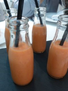 Una foto de Salmorejo tradicional