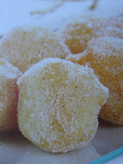 Una foto de Bollos fritos de azúcar y canela