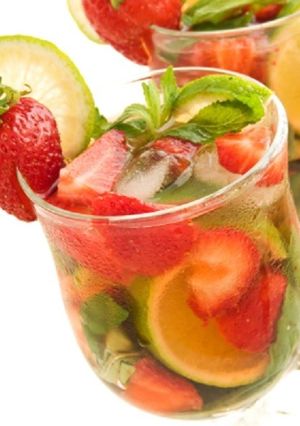 Una foto de Mojito de fresa