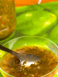 Una foto de Chimichurri casero y salsa criolla