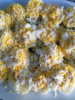 Una foto de Huevos rellenos fríos como los de la abuela