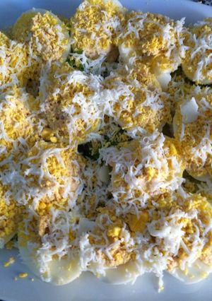 Una foto de Huevos rellenos fríos como los de la abuela